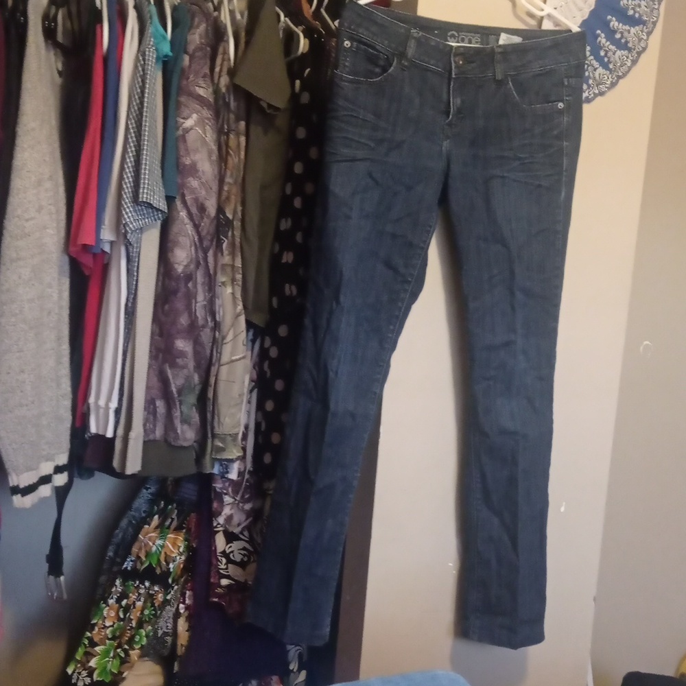 Blue Jeans - Picture 3 of 4